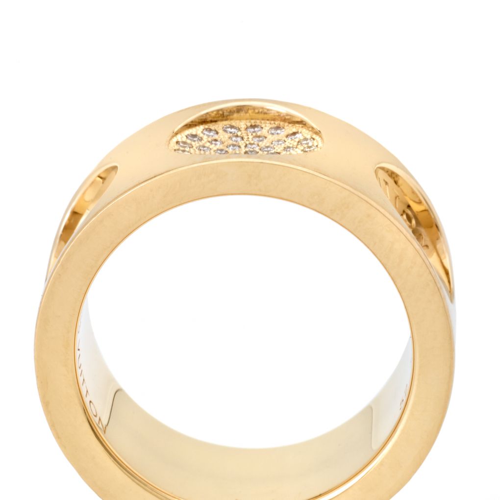 Louis Vuitton Empreinte Large Ring, Yellow Gold Gold. Size 55