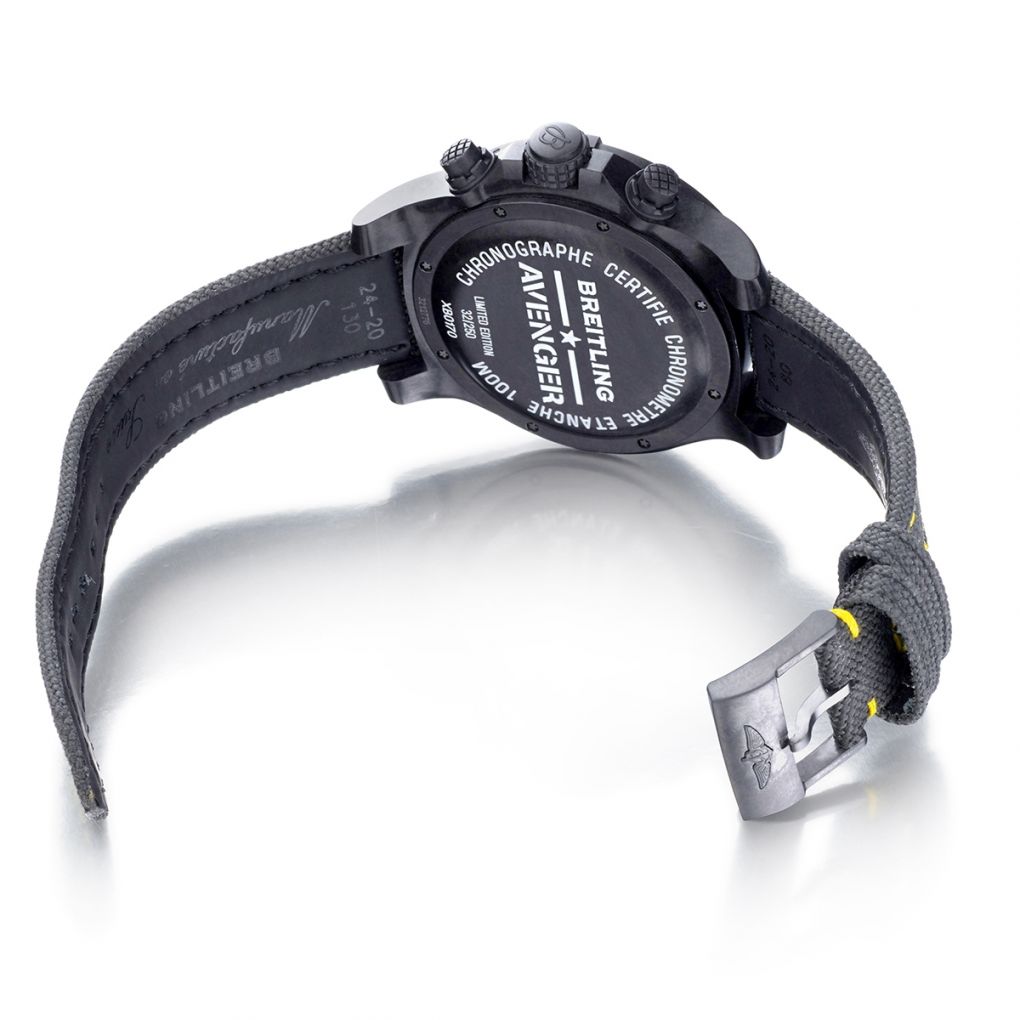 Breitling avenger clearance hurricane strap