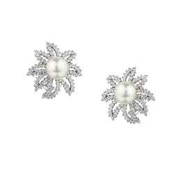 Impressive 18kt White Gold Diamond and South Sea Pearl Stud Earrings