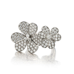 Van Cleef & Arpels Frivole Between The Finger Ring in 18kt White Gold.