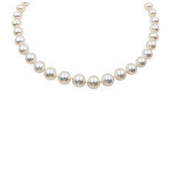 Beautiful Cultured Pearl Necklace. 7.5mm to 8mm