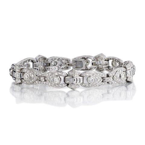 Art Deco Platinum 5.77 Carat Total Weight Diamond Tennis Bracelet