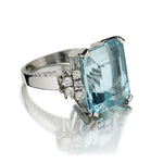 14.00 Carat Aquamarine Gemstone Cocktail Platinum Ring