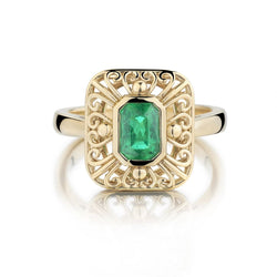 1.05 Carat Green Emerald Carved Setting Yellow Gold Ring