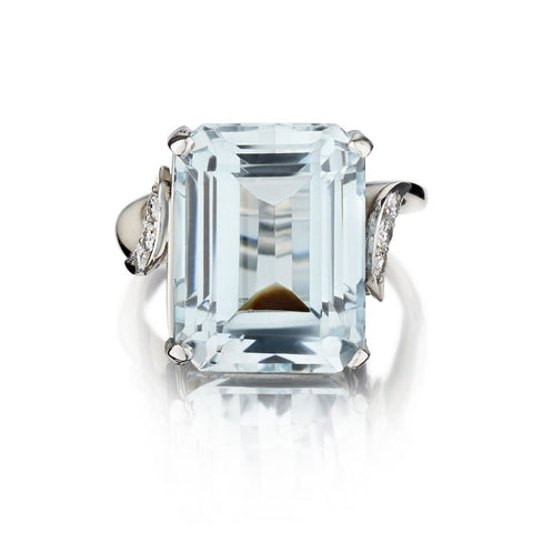 13.00 Carat Aquamarine & Diamond White Gold Cocktail Ring