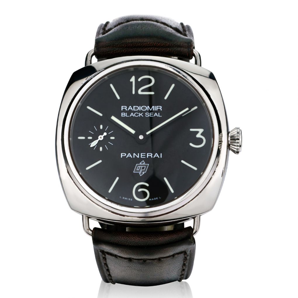 Panerai Base Radiomir Logo Black Seal in steel. 45mm. Van Rijk